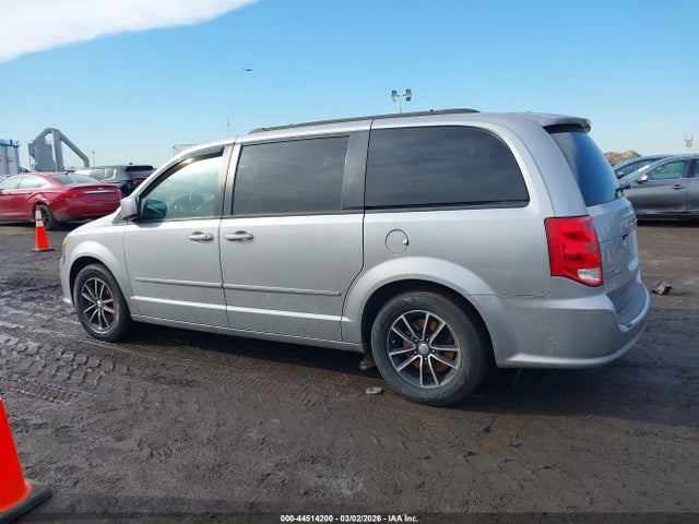Продажа на аукционе авто 2017 Dodge Grand Caravan Gt, vin: 2C4RDGEG6HR693085, номер лота: 44514200