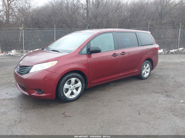 5TDZZ3DC6HS842398 Toyota Sienna L 7 Passenger