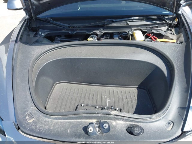 44514238 :رقم المزاد ، 5YJ3E1EA0SF886976 vin ، 2025 Tesla Model 3 Long Range Rear-wheel Drive/standard Rear-wheel Drive مزاد بيع