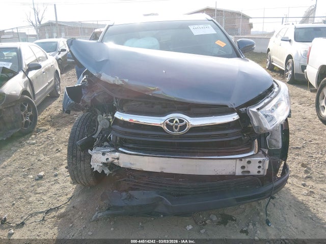 5TDJKRFH9GS329447 Toyota Highlander Xle V6