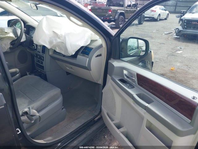 Aukcja sprzedaży 2010 Chrysler Town & Country Touring, vin: 2A4RR5D1XAR463679, numer aukcji: 44514260