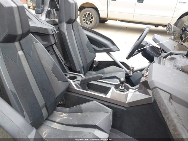 2015 POLARIS SLINGSHOT 57XAASFA8F5103778 Photo 4