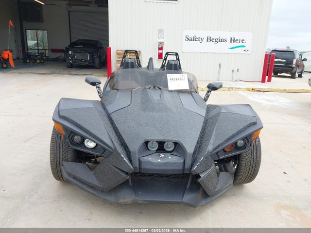 2015 POLARIS SLINGSHOT 57XAASFA8F5103778 Photo 5