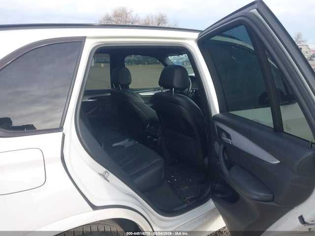 2015 BMW X5 5UXKR0C53F0P17506 Photo 7