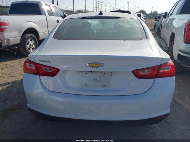 1G1ZB5ST9LF033059 Chevrolet Malibu Fwd Ls