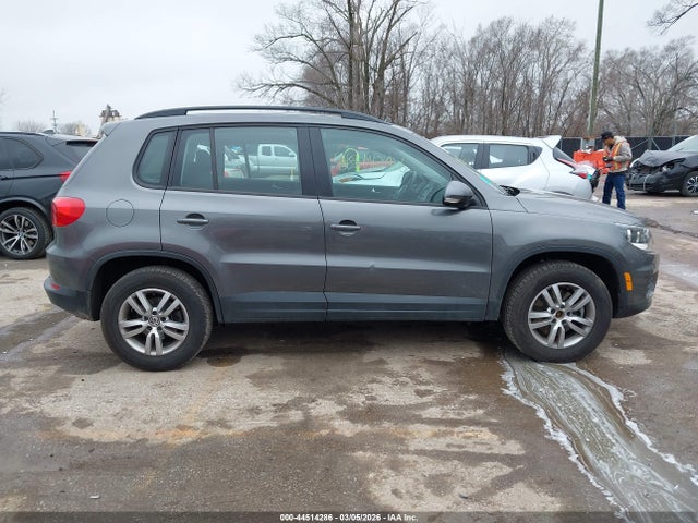 Продаж на аукціоні авто 2015 Volkswagen Tiguan S, vin: WVGAV7AX1FW561352, номер лоту: 44514286