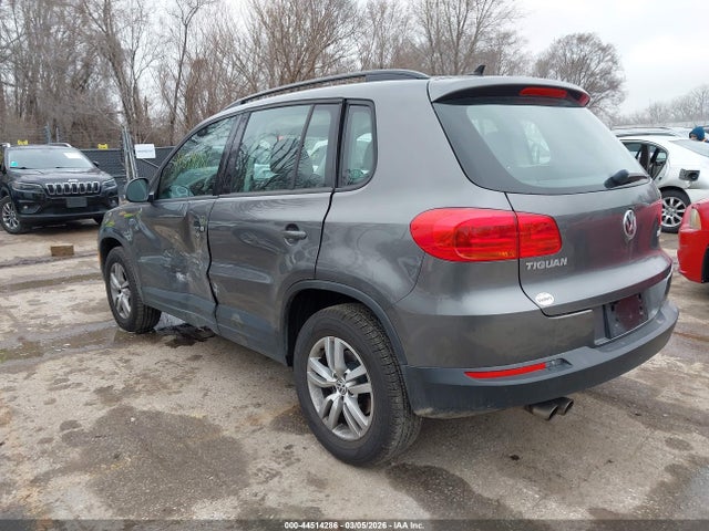 Продаж на аукціоні авто 2015 Volkswagen Tiguan S, vin: WVGAV7AX1FW561352, номер лоту: 44514286