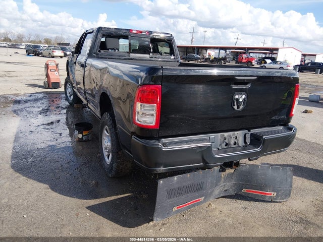 44514296 :رقم المزاد ، 3C63R3GL3RG260252 vin ، 2024 Ram 3500 Tradesman  4x4 8' Box مزاد بيع