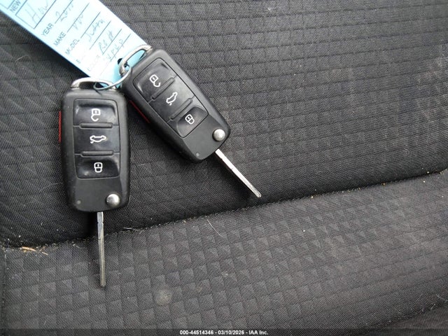 44514346 :رقم المزاد ، 3VW2K7AJ9FM281141 vin ، 2015 Volkswagen Jetta 2.0l S مزاد بيع