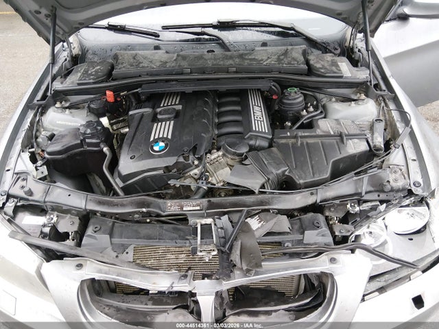 44514361 :رقم المزاد ، WBAPK7C51BA972175 vin ، 2011 Bmw 328i Xdrive مزاد بيع