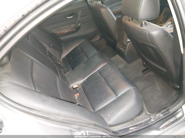 44514361 :رقم المزاد ، WBAPK7C51BA972175 vin ، 2011 Bmw 328i Xdrive مزاد بيع
