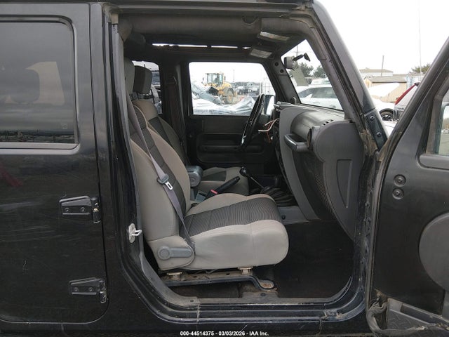 44514375 :رقم المزاد ، 1J4GA59187L177077 vin ، 2007 Jeep Wrangler Unlimited Sahara مزاد بيع