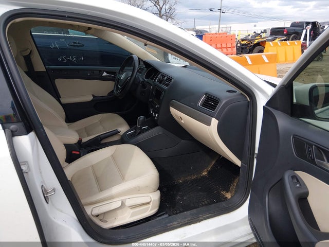 Aukcja sprzedaży 2017 Volkswagen Jetta 1.4t Se, vin: 3VWDB7AJ9HM337624, numer aukcji: 44514407