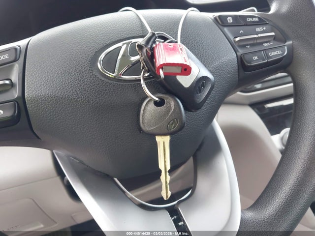 5NPD84LF4LH533638 Hyundai ELANTRA SEL