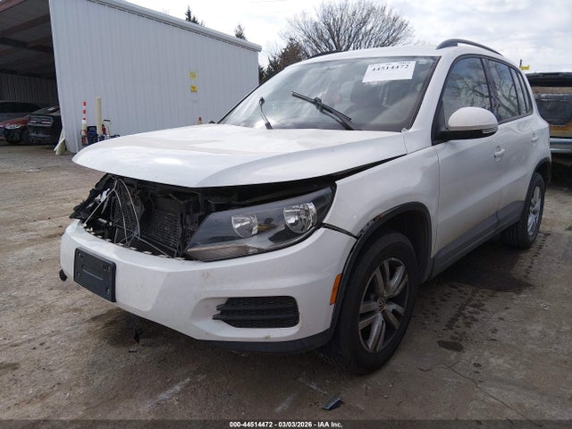 2016 Volkswagen Tiguan S მანქანა იყიდება აუქციონზე, vin: WVGAV7AX4GK000409, აუქციონის ნომერი: 44514472