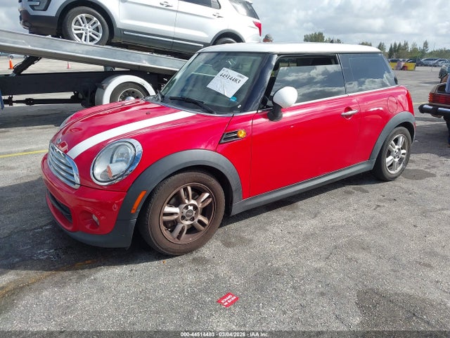 2013 MINI HARDTOP WMWSU3C54DT548817 Photo 1