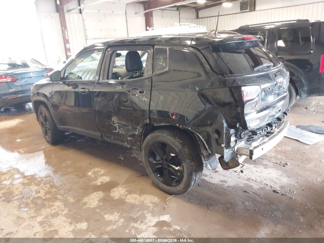 2021 JEEP COMPASS 3C4NJCBBXMT597640 Photo 2