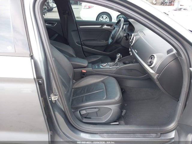 44514531 :رقم المزاد ، WAUB8GFF8G1065699 vin ، 2016 Audi A3 2.0t Premium مزاد بيع