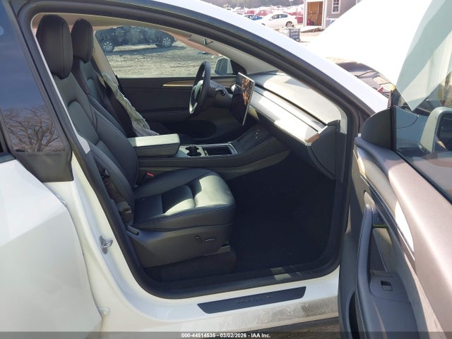 2023 TESLA MODEL Y 7SAYGDEE0PA093107 Photo 4