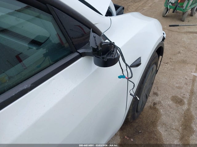 Aukcja sprzedaży 2026 Tesla Model Y Premium Rear-wheel Drive/standard Rear-wheel Drive, vin: 7SAYGDED1TA619942, numer aukcji: 44514591