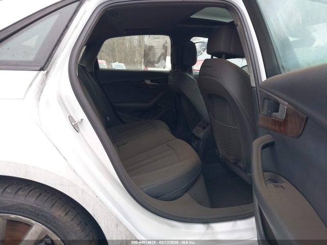 2017 AUDI A4 WAUANAF40HN015129 Photo 7