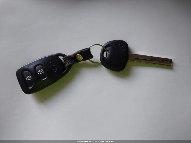 2013 Hyundai Accent Gs მანქანა იყიდება აუქციონზე, vin: KMHCT5AE8DU084655, აუქციონის ნომერი: 44514626