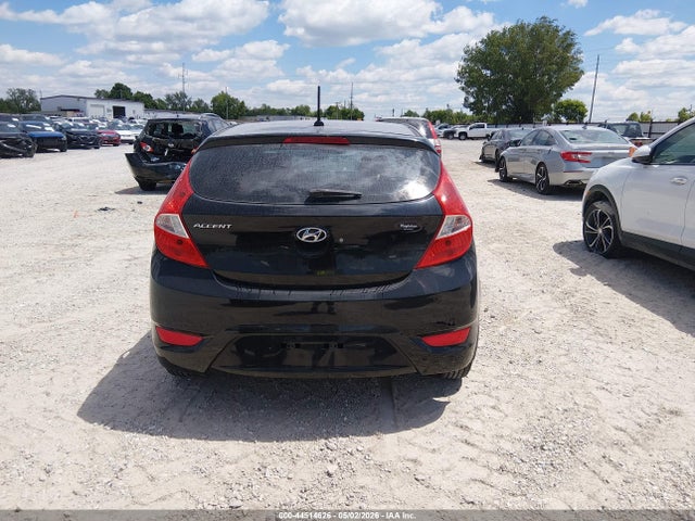 2013 Hyundai Accent Gs მანქანა იყიდება აუქციონზე, vin: KMHCT5AE8DU084655, აუქციონის ნომერი: 44514626
