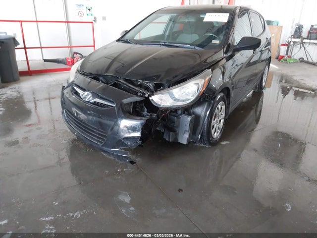 2013 Hyundai Accent Gs მანქანა იყიდება აუქციონზე, vin: KMHCT5AE8DU084655, აუქციონის ნომერი: 44514626
