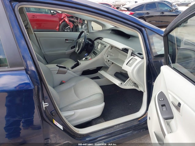 Toyota Prius Four 2015 JTDKN3DU5F0398615 Image 5