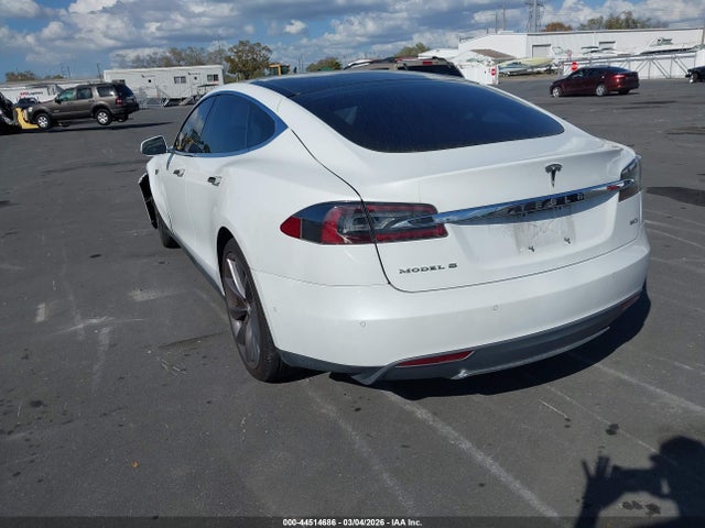 44514686 :رقم المزاد ، 5YJSA1E29FF118290 vin ، 2015 Tesla Model S 70d/85d/p85d مزاد بيع