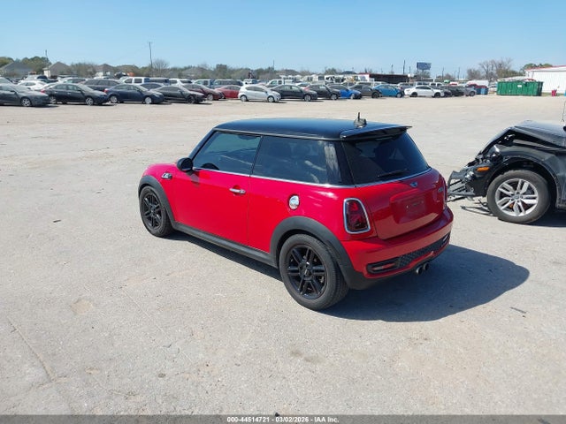 2013 MINI HARDTOP WMWSV3C5XDT391579 Photo 2