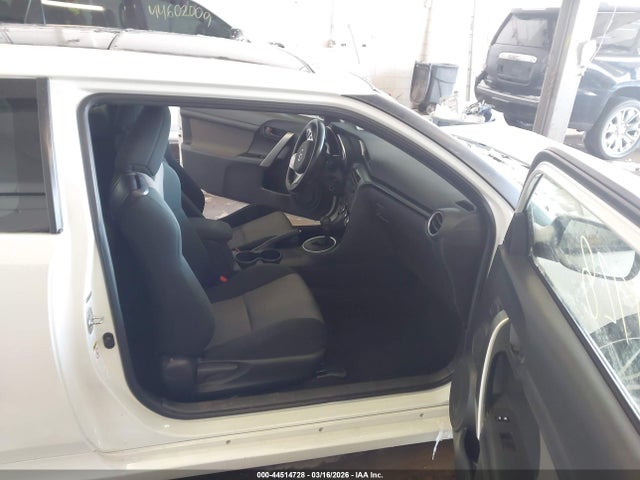 2015 SCION TC JTKJF5C76FJ008415 Photo 4