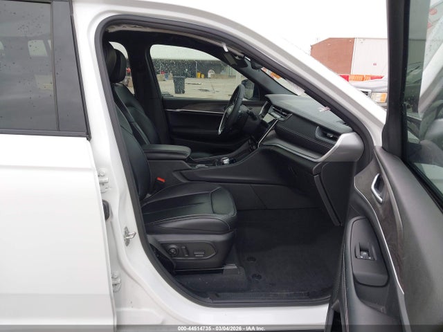 Продажа на аукционе авто 2024 Jeep Grand Cherokee Limited 4x4, vin: 1C4RJHBG2RC167758, номер лота: 44514735