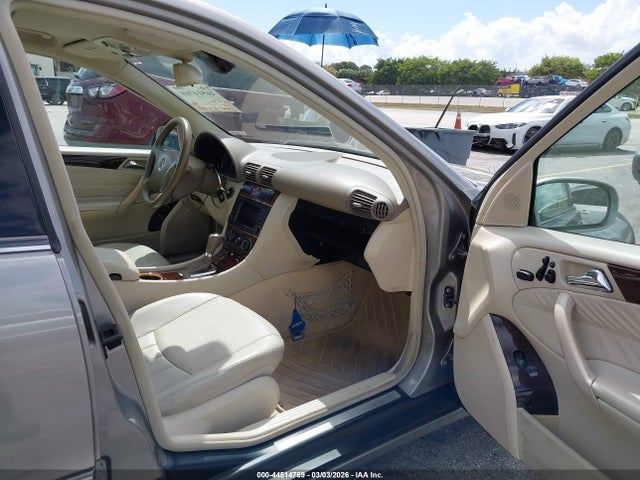 2006 MERCEDES-BENZ C 350 WDBRF56HX6F759940 Photo 4
