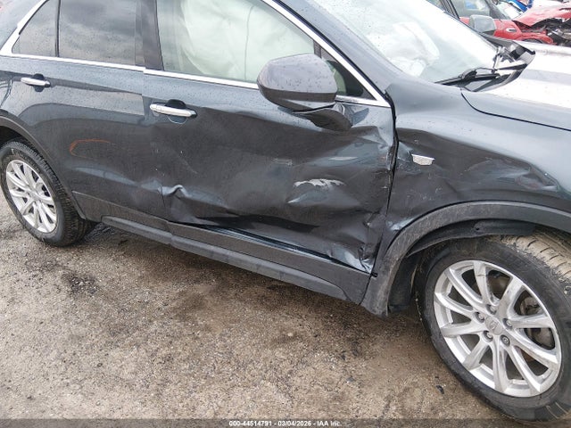 2019 CADILLAC XT4 1GYAZAR45KF134681 Photo 5