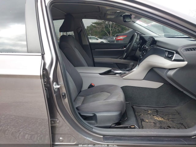 44514801 :رقم المزاد ، 4T1R11AK2RU239139 vin ، 2024 Toyota Camry Le مزاد بيع