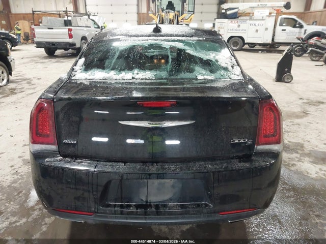 44514874 :رقم المزاد ، 2C3CCAGG8GH225001 vin ، 2016 Chrysler 300 300s مزاد بيع