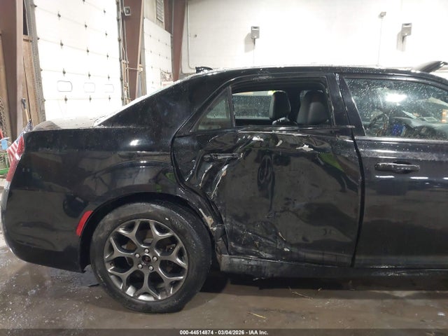 44514874 :رقم المزاد ، 2C3CCAGG8GH225001 vin ، 2016 Chrysler 300 300s مزاد بيع