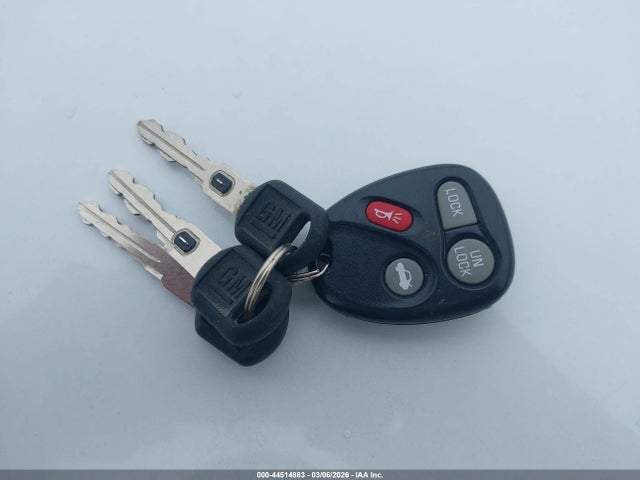 44514883 :رقم المزاد ، 2G4WS52M3W1592603 vin ، 1998 Buick Century Custom مزاد بيع