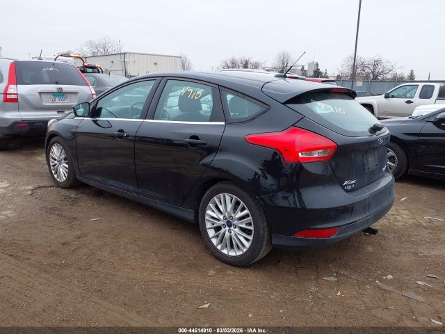 Ford Focus Titanium 2016 1FADP3N27GL280443 Image 3