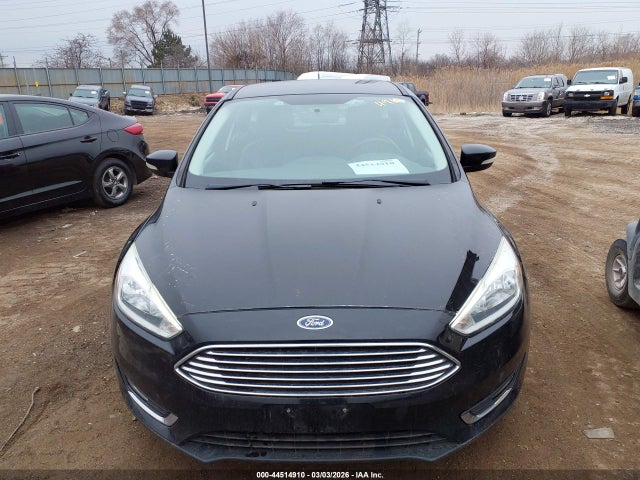 Ford Focus Titanium 2016 1FADP3N27GL280443 Image 6