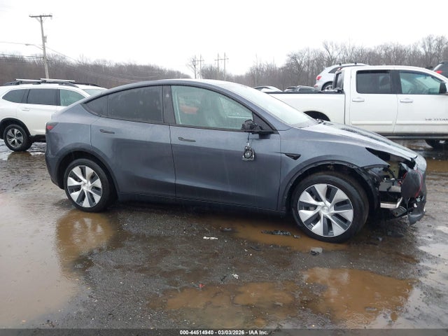 Продаж на аукціоні авто 2023 Tesla Model Y Awd/long Range Dual Motor All-wheel Drive, vin: 7SAYGDEE2PF874889, номер лоту: 44514940