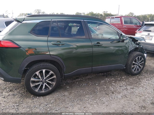 Toyota Corolla Cross Xle 2022 7MUDAAAG3NV027641 Image 14