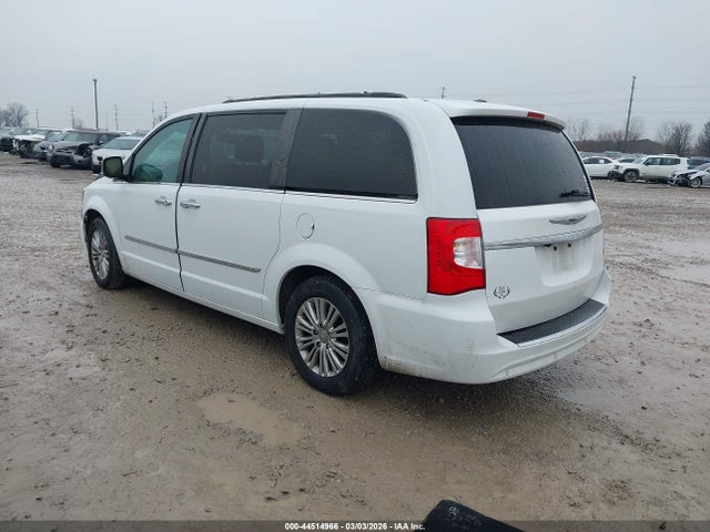 Продажа на аукционе авто 2016 Chrysler Town & Country Touring-l Anniversary Edition, vin: 2C4RC1CG9GR222713, номер лота: 44514966