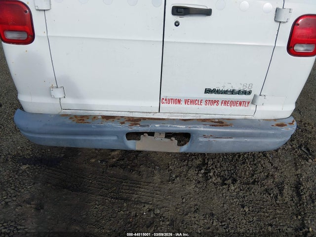 44515001 :رقم المزاد ، 2B7HB21X2VK535468 vin ، 1997 Dodge Ram Van 2500 Commercial مزاد بيع