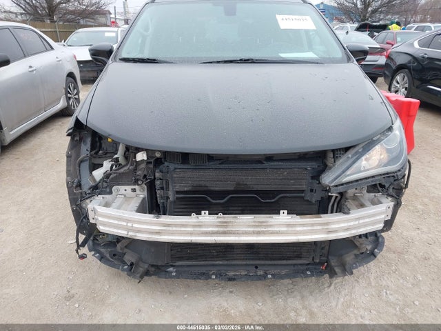 Aukcja sprzedaży 2017 Chrysler Pacifica Touring-l, vin: 2C4RC1BG4HR752168, numer aukcji: 44515035