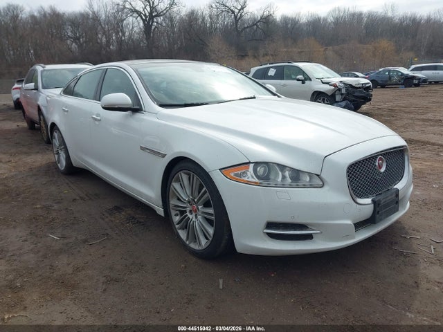 2015 JAGUAR XJ SAJWJ2GD5F8V87089