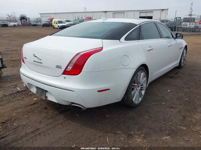 2015 JAGUAR XJ SAJWJ2GD5F8V87089 Photo 3