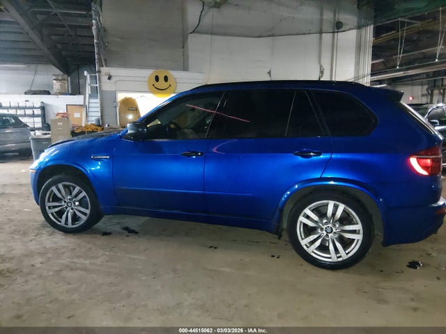 44515062 :رقم المزاد ، 5YMGY0C52DLL15716 vin ، 2013 Bmw X5 M مزاد بيع