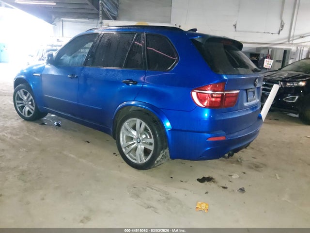44515062 :رقم المزاد ، 5YMGY0C52DLL15716 vin ، 2013 Bmw X5 M مزاد بيع